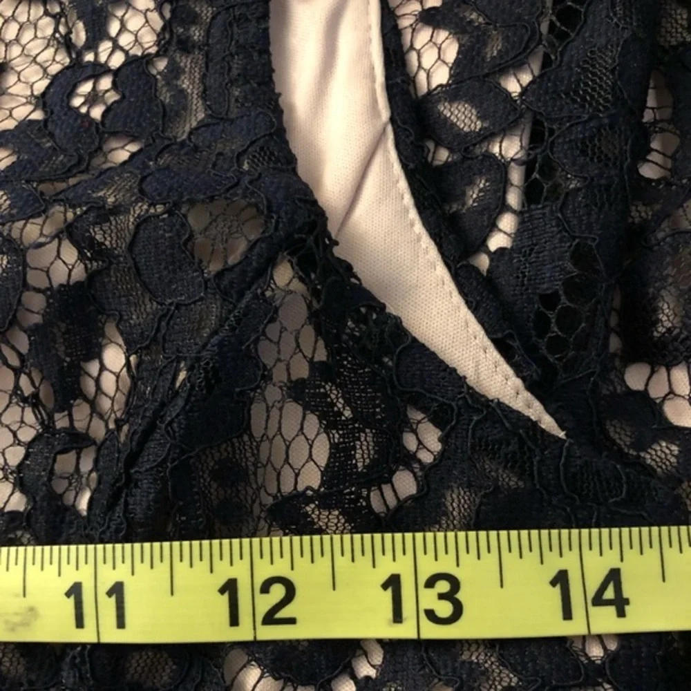 Speechless laced crochet black dress size XS or - Picture 6 of 7
